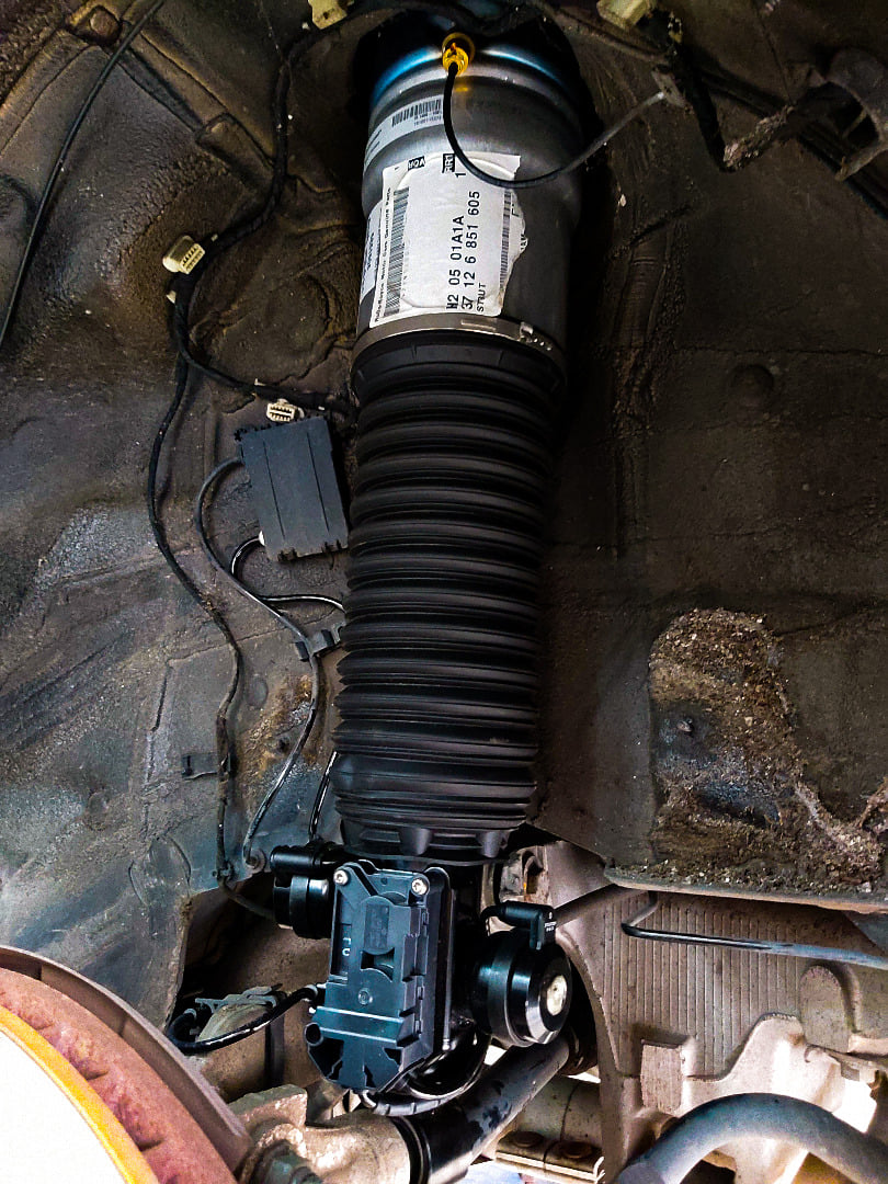 Rolls Royce Ghost Air Suspension Pump Replacement.